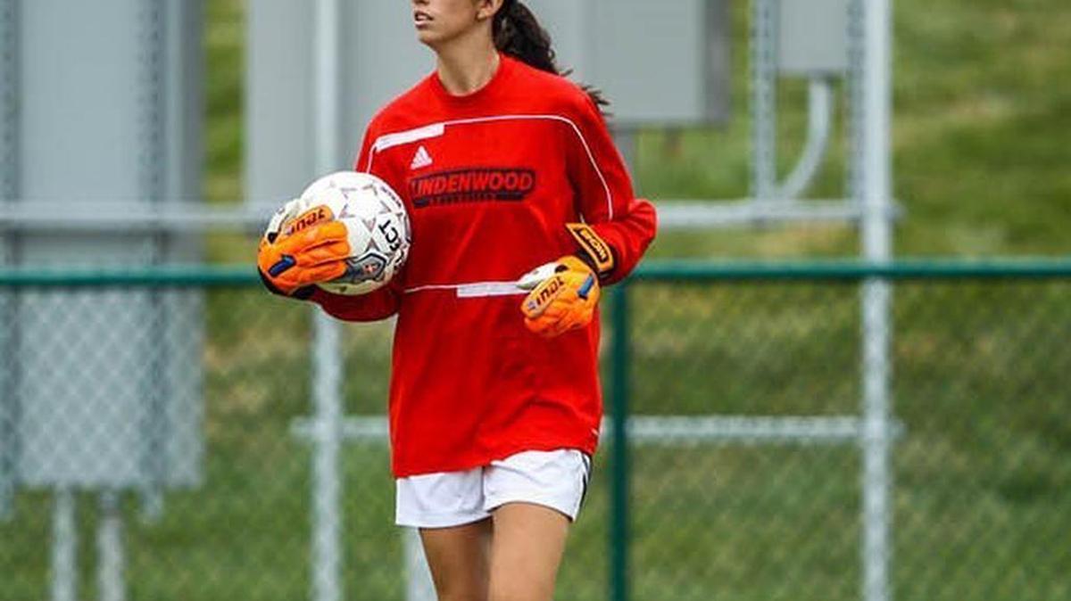 Lindenwood University-Belleville’s Luisa Santilla, who earned American Midwest Conference Defensive Player of the Week honors in the final installment for the 2015 season, will be back this fall as a sophomore goalkeeper for the Lady Lynx.