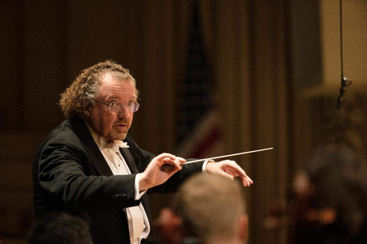 Stéphane Denève will conduct the St. Louis Symphony Orchestra in a performance of Igor Stravinsky’s “The Firebird” at Powell Hall March 12 & 13. For concert information, visit www.slso.org.