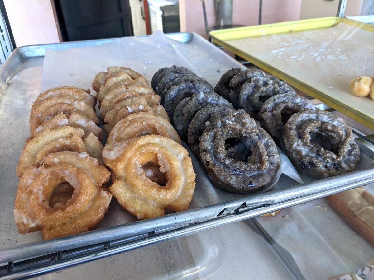 Old fashioned donuts at Azúcar, Old City Bakery, in Collinsville