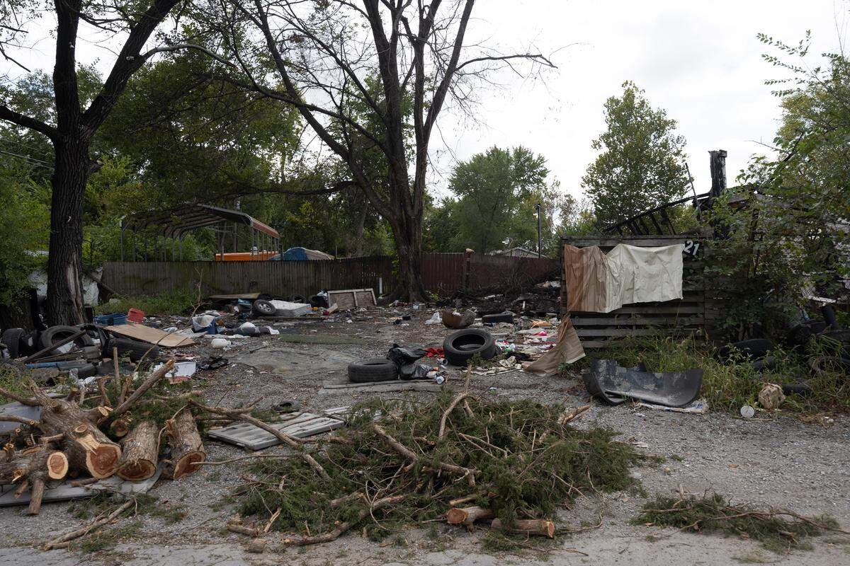 A property at 500 Clarence St. in Collinsville will soon be demolished for $11,448.
