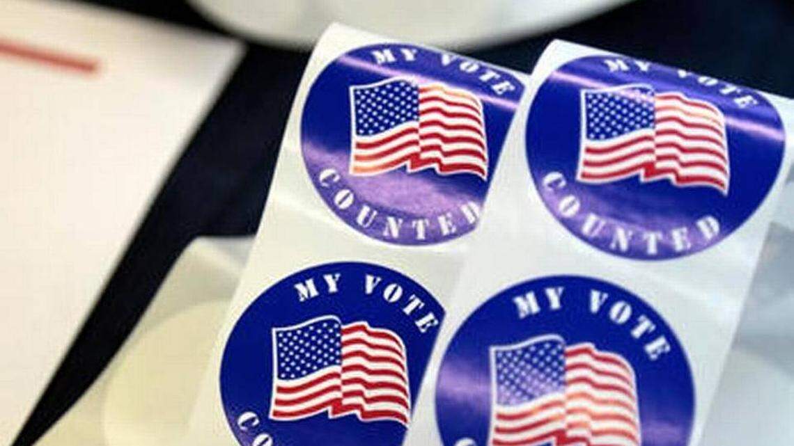 See the final, unofficial Illinois election results for cities in Monroe County