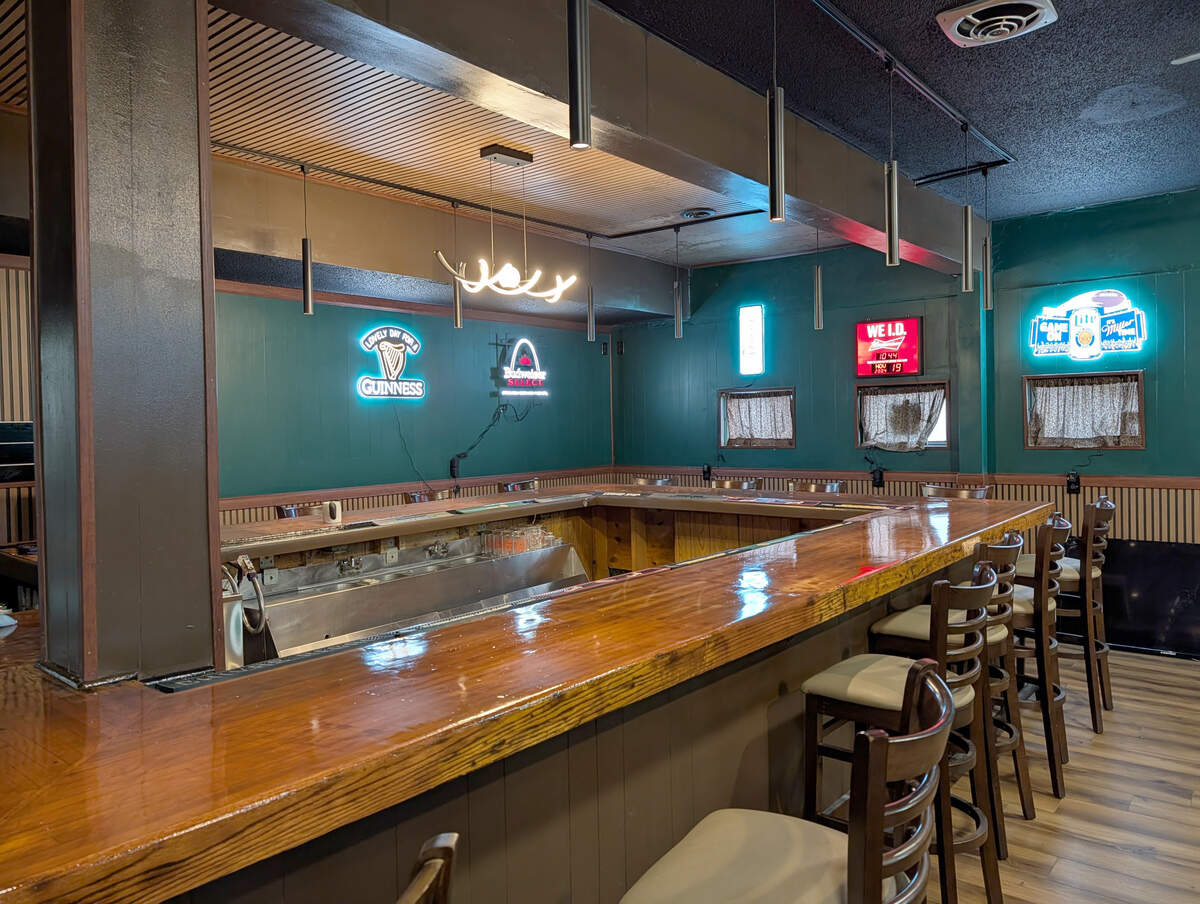 View of the bar at Touchdown Bar & Grill in Granite City