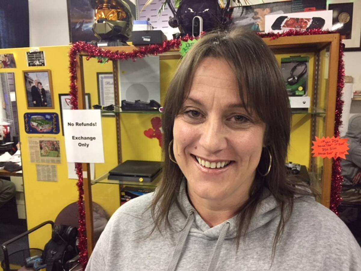 Tina Peterson, manager of Ace’s Golden Pawn at 1323 W. Main St. in Belleville, said her business had a sharp drop in shoppers when West Main Street was blockaded during a sewer project.