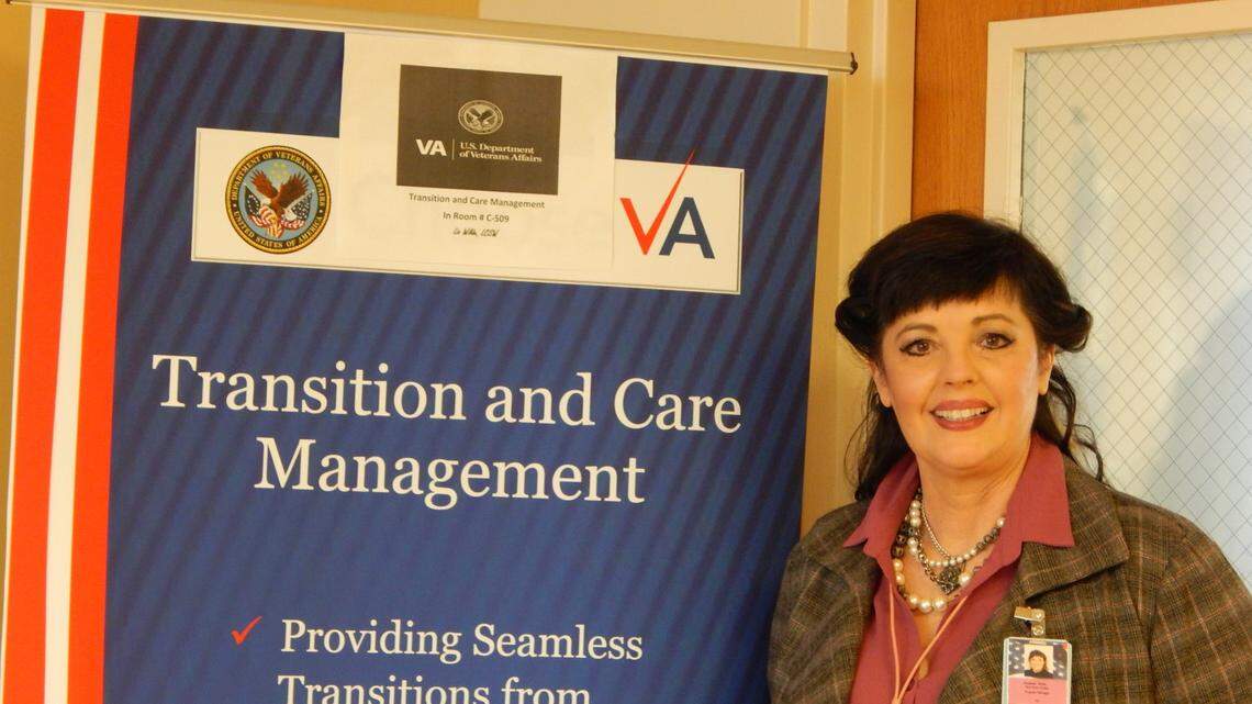 VA coordinator at Scott AFB helps navigate military transition to civilian life