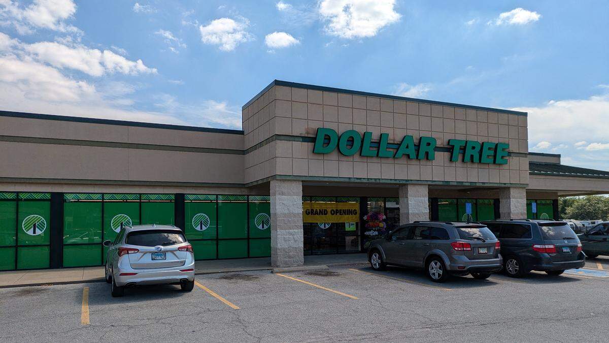 Dollar Tree at 656 Carlyle Ave. in Belleville