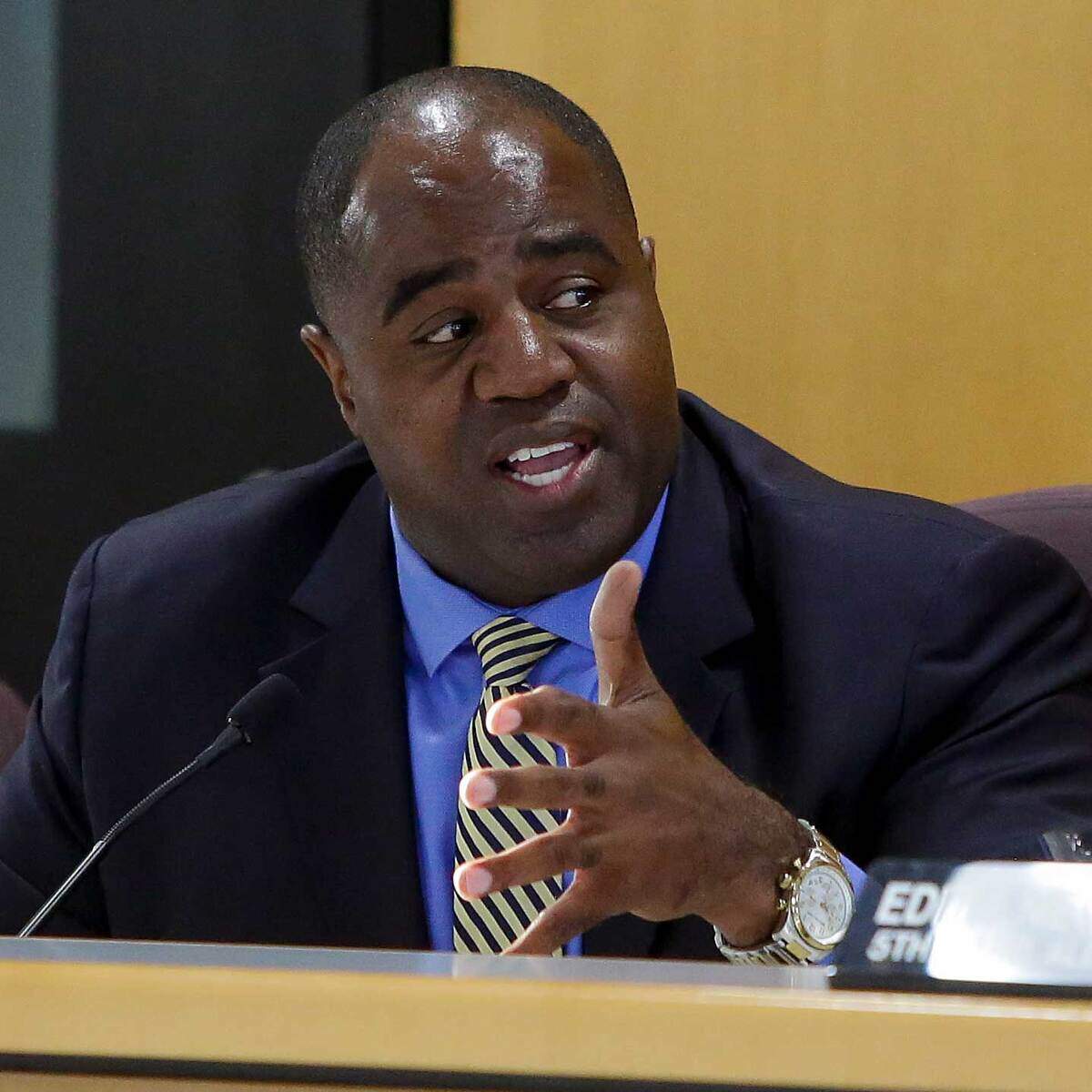 Waukegan Mayor Sam Cunningham during the Aug. 5 City Council meeting.