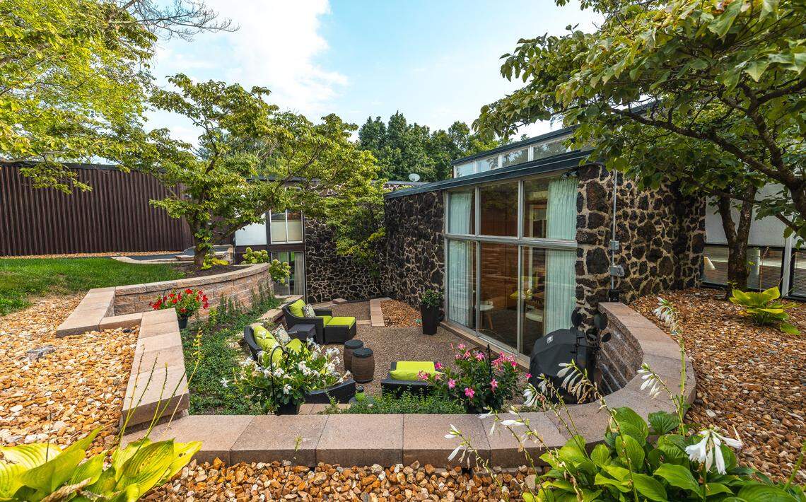 904 Briar Hill Road in Belleville