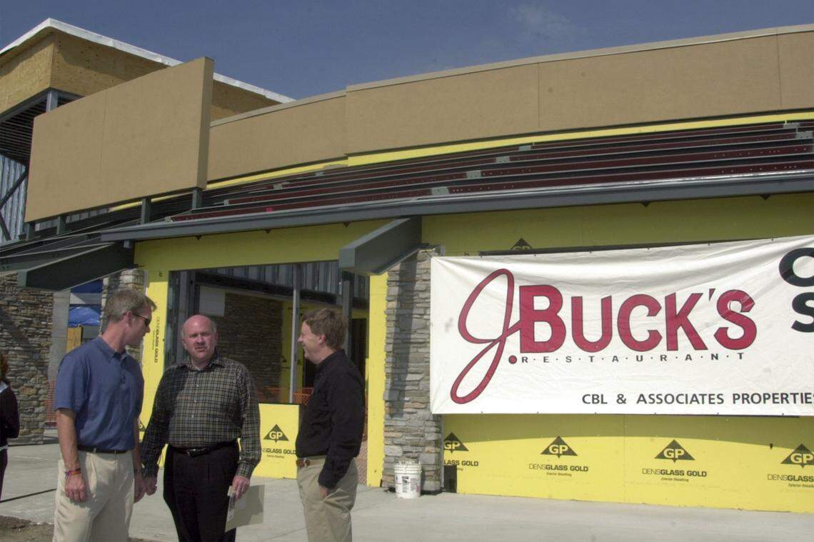 J Buck’s Restaurant under construction during a preview party in June 2005.