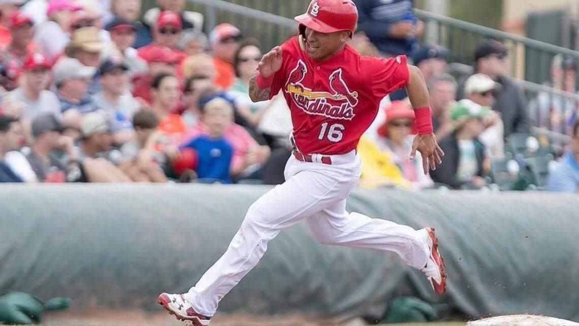 Wong and Carpenter: Two St. Louis Cardinals lefty hitters go in different directions