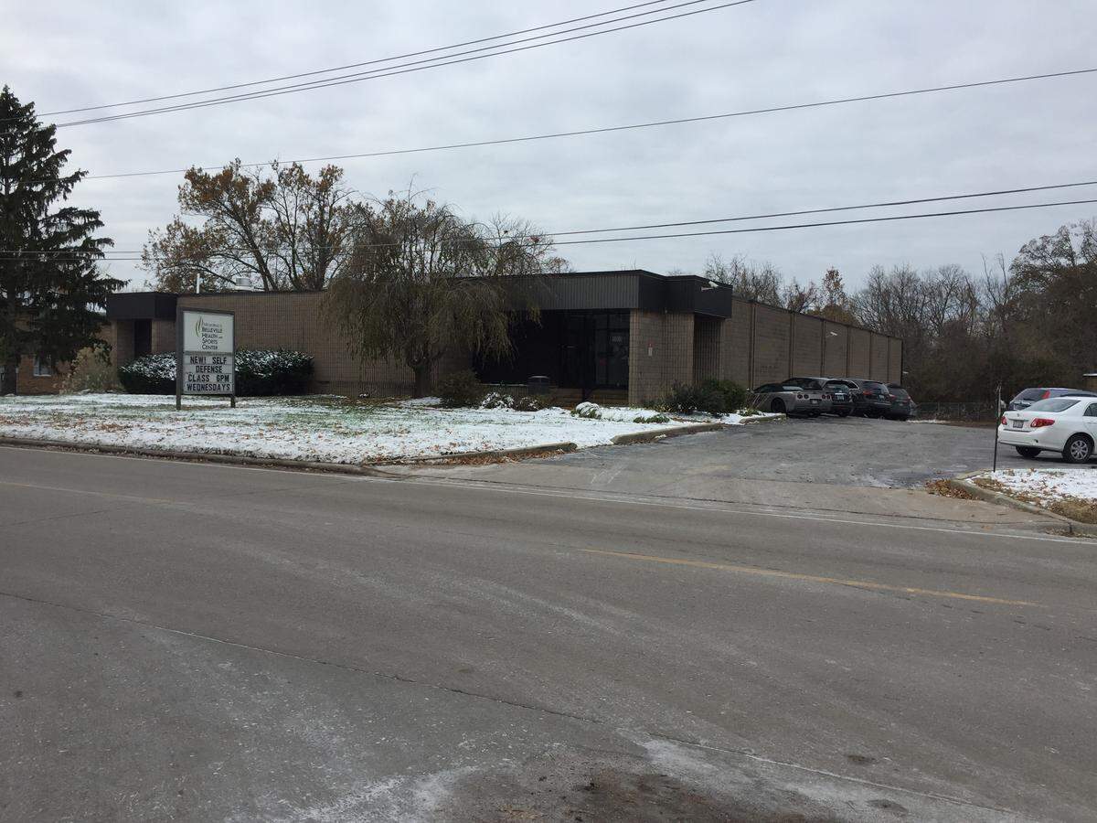 Memorial Hospital in Belleville has announced it will shut down the Belleville Health and Sports Center on Dec. 31. West Belleville residents who exercise at the center are upset the club is closing.