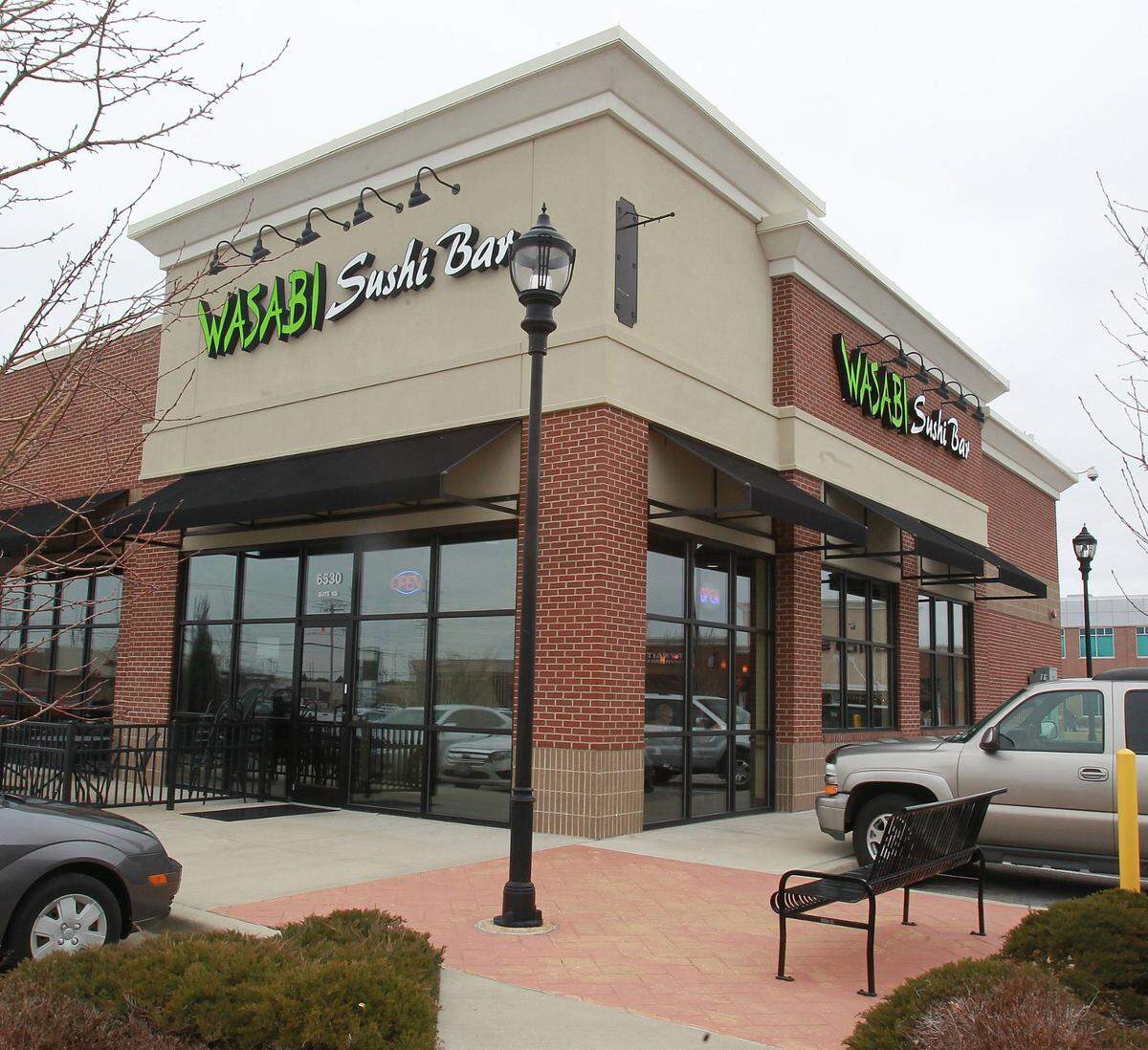 Exterior view of the Wasabi Sushi Bar in Fairview Heights