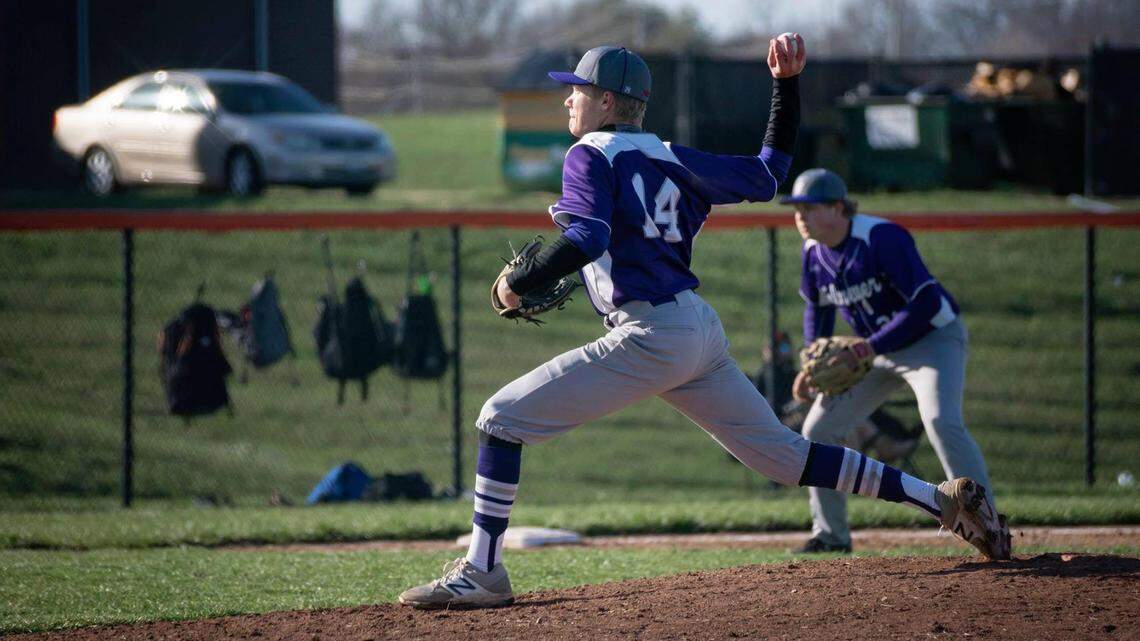 Valmeyer on track for return trip to state baseball tournament