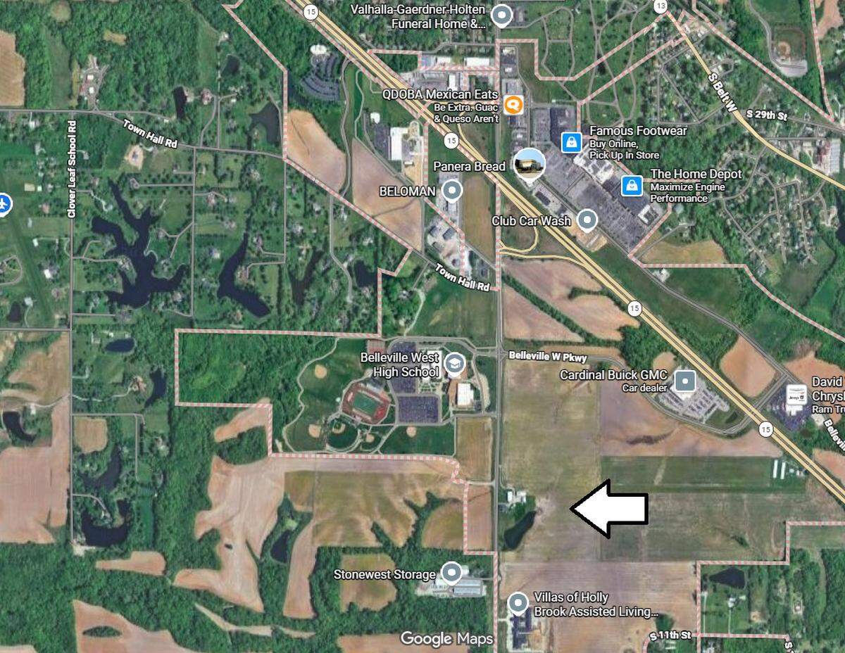 An arrow points to the planned site of a business and sports complex, off Frank Scott Parkway West in Belleville, south of Illinois 15, near Belleville West High School.