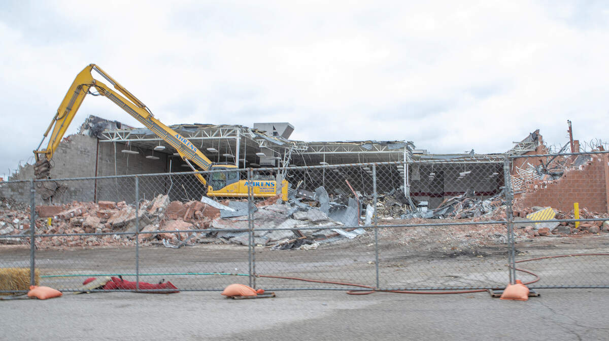 Work crews have started demolition on the former Michaels building located in the Green Mount Crossing shopping center in Shiloh.