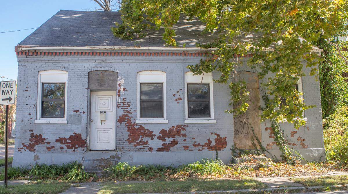 This German American folk house at 326-324 N. First St. was once owned by Burkhardt Krug, who immigrated from Saxe-Coburg-Gotha, Germany. It’s now being prepared for demolition.
