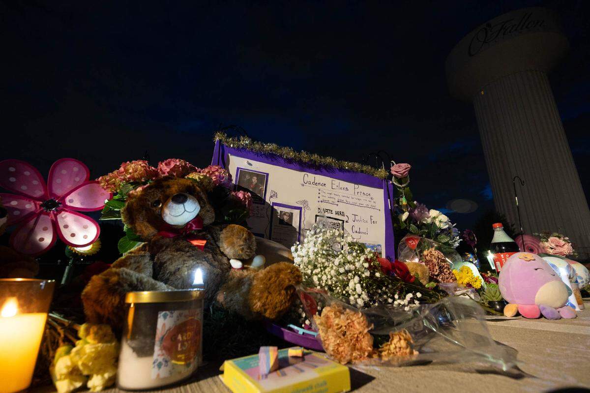 A shrine left at the Goshen Trailhead in O’Fallon, where a vigil was held for Cadence E. Prince Wednesday.