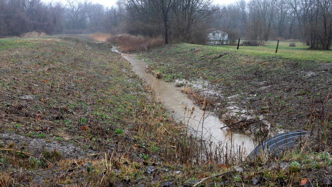 Cahokia Heights residents raise questions about $10M grant to fix flooding, sewer issues