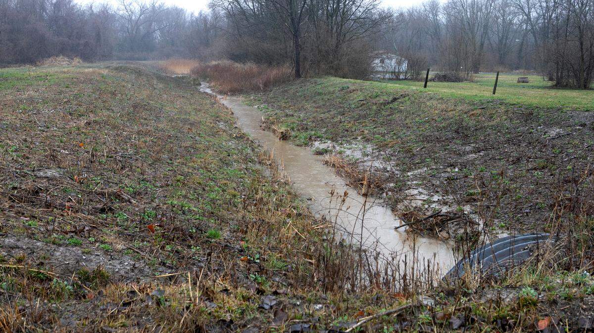 Cahokia Heights residents raise questions about $10M grant to fix flooding, sewer issues