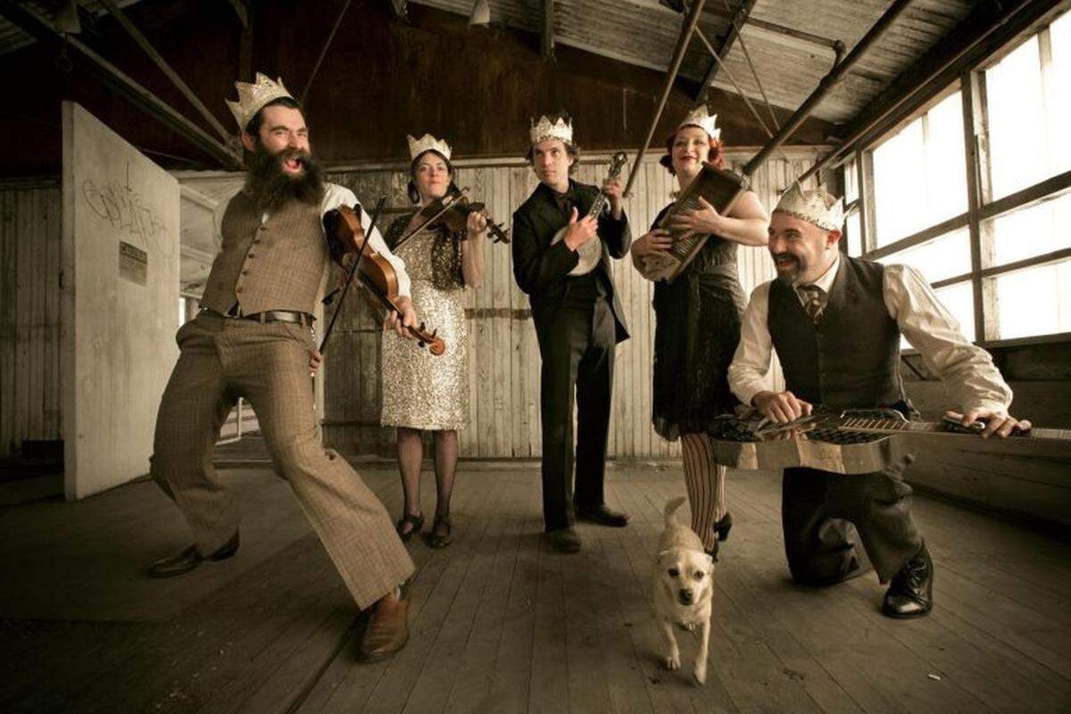 Roochie Toochie and the Ragtime Shepherd Kings concert and workshop is Saturday, June 30, 2018, at Espenschied Chapel, 317 N. County Road, Mascoutah.