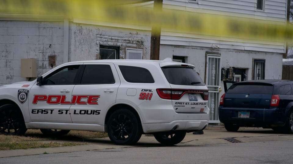 Police investigate man’s death in East St. Louis house | Belleville ...