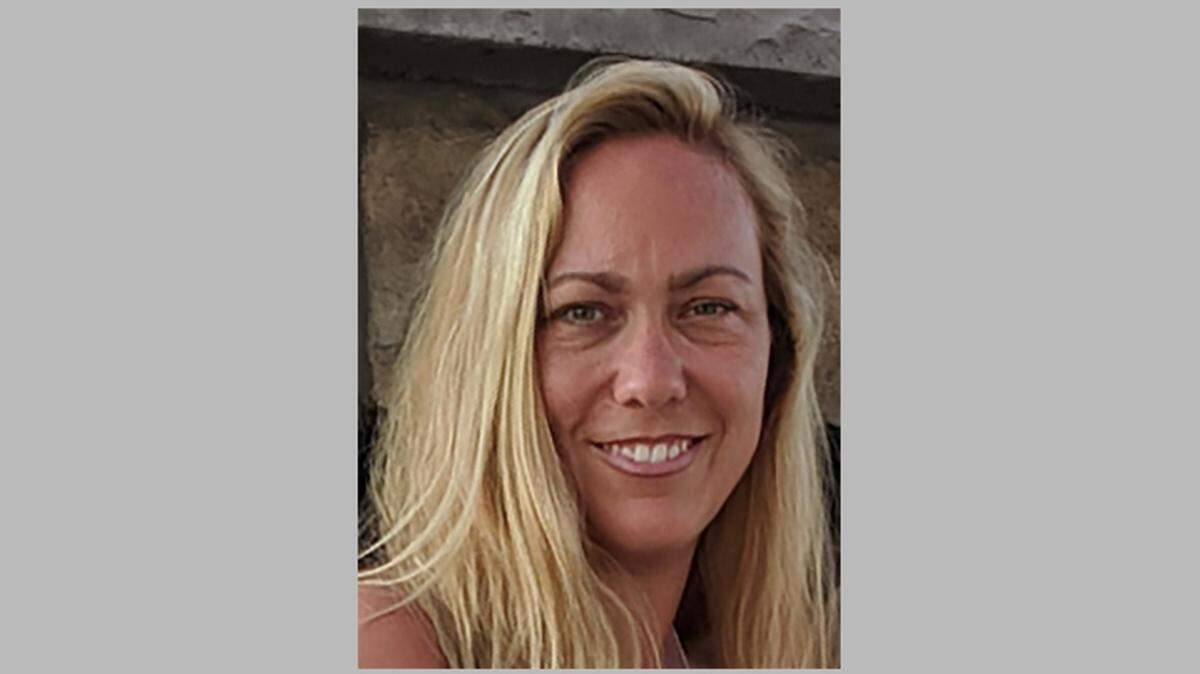 Cindi Meredith-Wheelan, candidate for Village Trustee in New Baden, IL