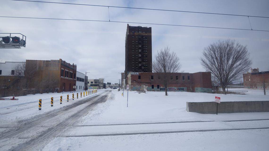 Metro-east winter stalls summer vacation. When’s your child’s last day of school?