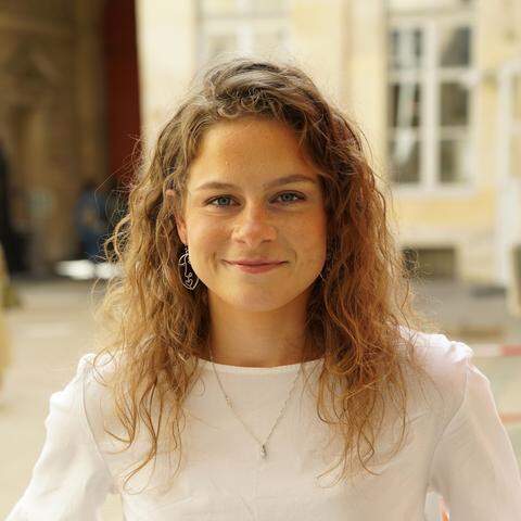 Profile Image of Kelly Smits