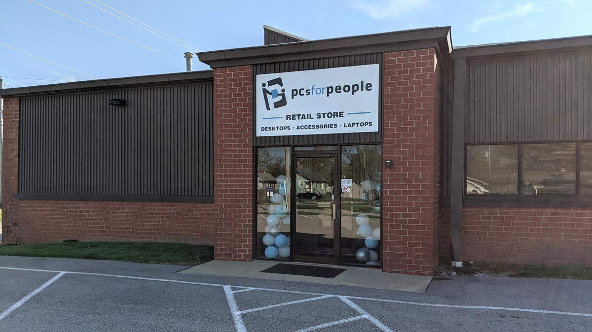 PCs for People opened a Retail Shop at 100 N. Florida Ave. in Belleville. A grand opening event was held Friday, April 9.