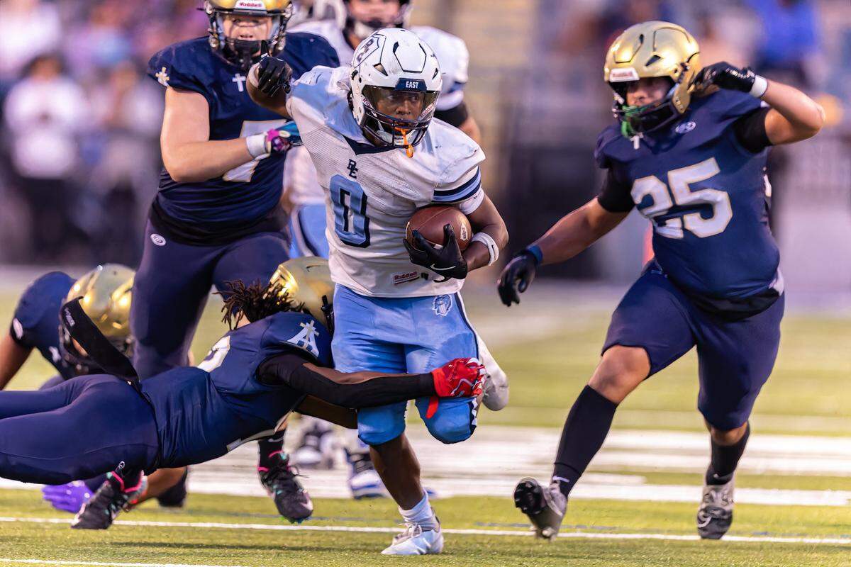 September 13, 2024 - Belleville, IL - Belleville East Jaedon Beamon (0) runs the ball during a boys football game between Althoff and Belleville East on Friday Sept 13, 2024 at SWIC Southwestern in Belleville IL. [Photo: Jimmy Simmons]