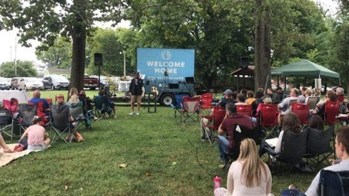 Wife of slain Illinois State trooper tells church family to ‘love hard and pray harder’