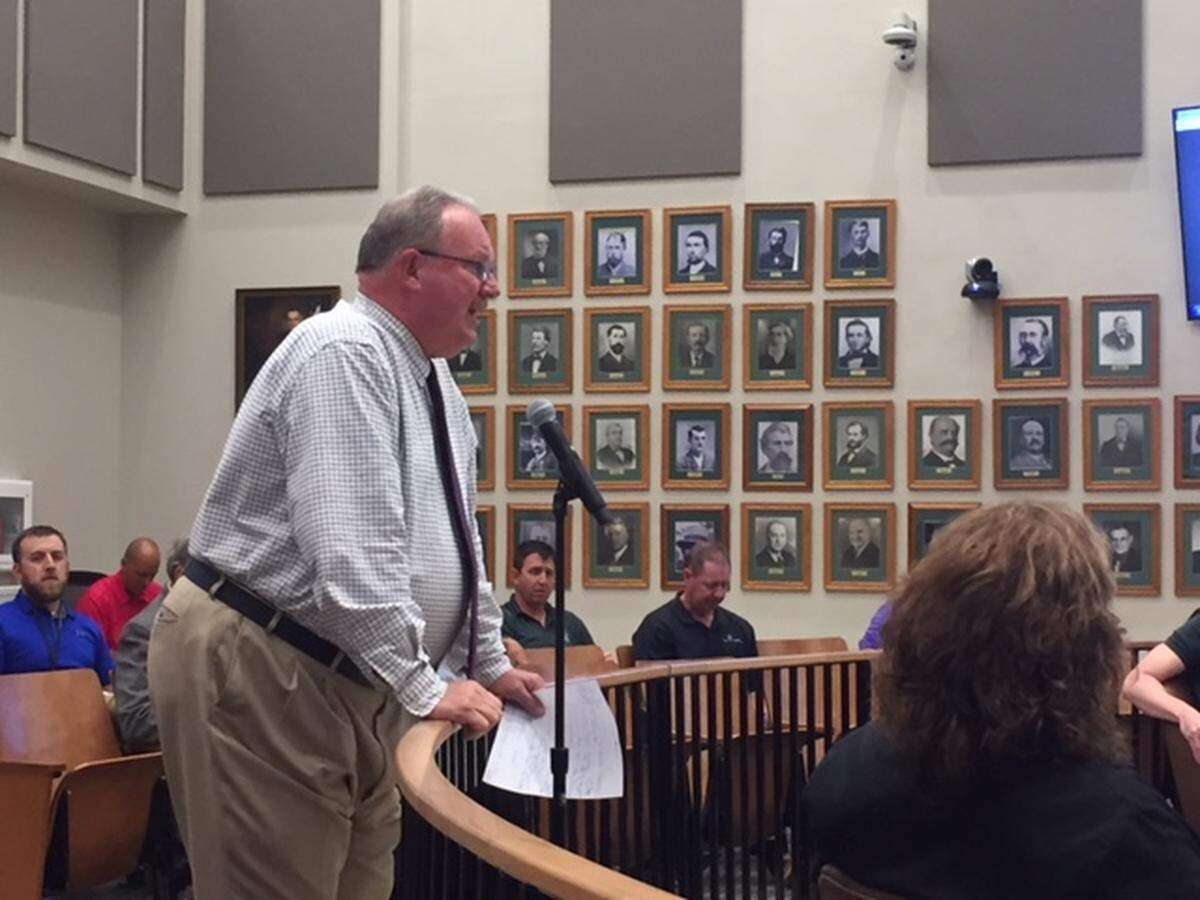 Belleville Mayor Mark Eckert on Monday night urged City Council members to support Notre Dame Academy’s request for $8,890 to reseal its parking lot. The City Council deadlocked at 8-8 on the request but Eckert broke the tie vote in favor of the Catholic school’s request.
