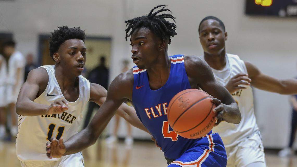Three-point barrage lifts East St. Louis past cold shooting O’Fallon in SWC contest