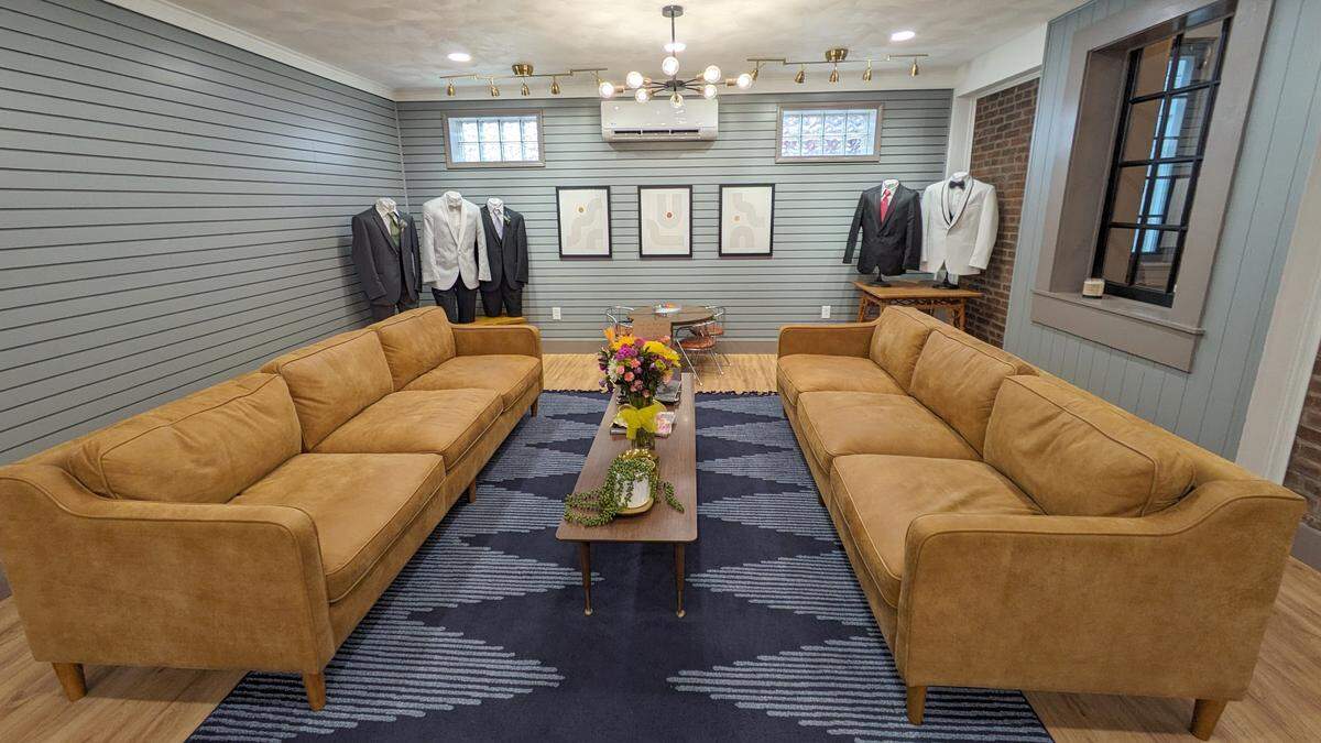 The sitting area at Jim’s Suits & Tuxedos