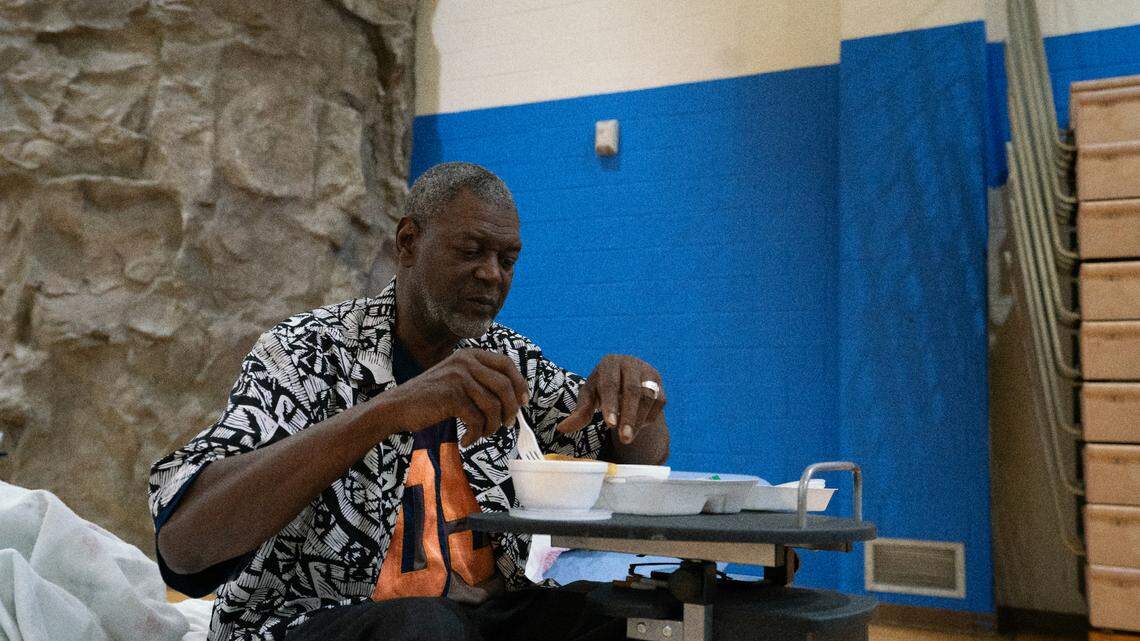 Cahokia Heights helps residents displaced by apartment fire that killed one