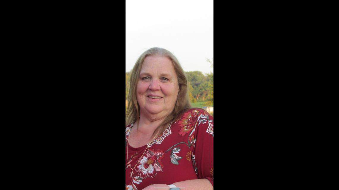 Deborah Politsch, candidate for trustee in New Athens, IL