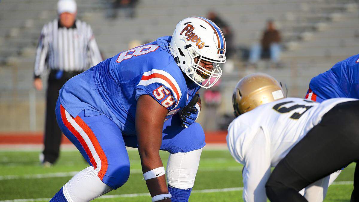 East St. Louis offensive lineman Miles McVay picked the University of Alabama for the next stop on his football career.