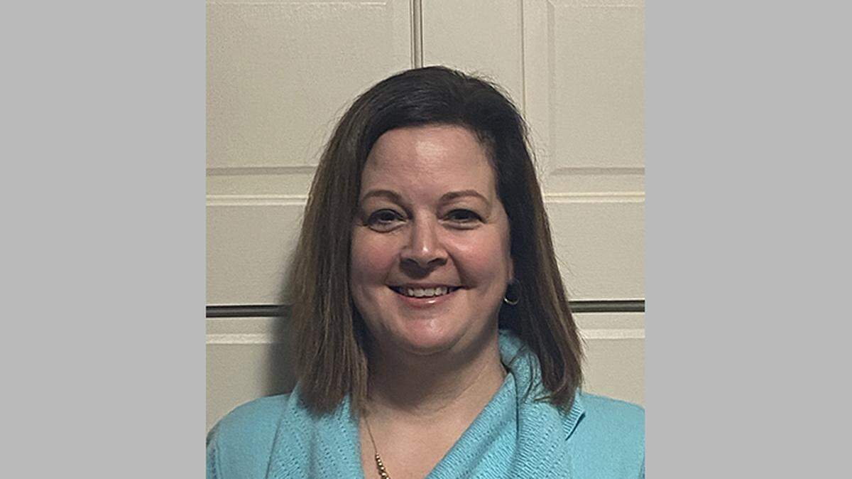 Suzanne Mushaney, candidate for Dupo 196 School Board