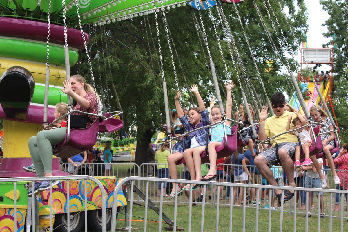 Carnival rides, food, parades and more will be available at the Mascoutah Homecoming und AugustFest Friday through Sunday at Schreve Park.