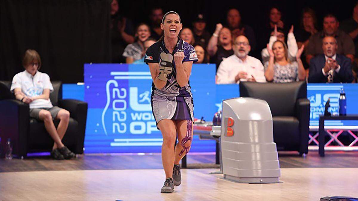 Shannon O’Keefe captured her third PWBA Player of the Year Award in the past four seasons Monday evening following her outstanding play during the 2022 PWBA Tour.