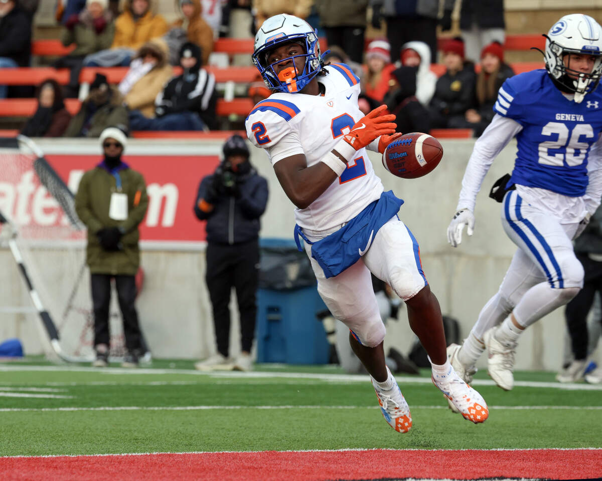 East St. Louis Ronnie GoMiller scores during the Illinois Class 6A championship game against Geneva at Hancock Stadium on the campus of the Illinois State University.