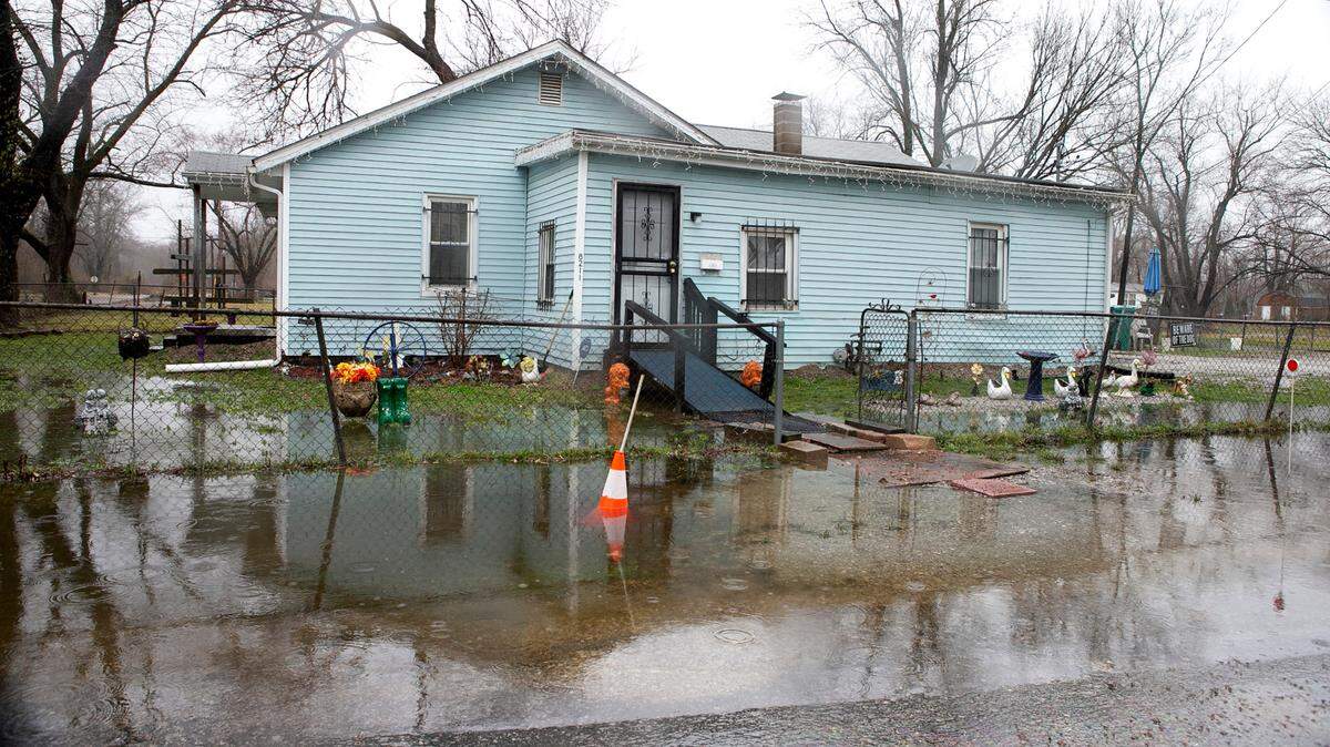 Illinois EPA awards nearly $1 million to help fix flooding issues in Centreville