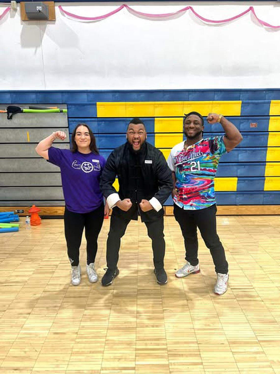 Sifu Niko is joined by Stump Wagner and Alexia Wagner of the.flex.effect helped out with appearance at Dawn Elser Elementary School.