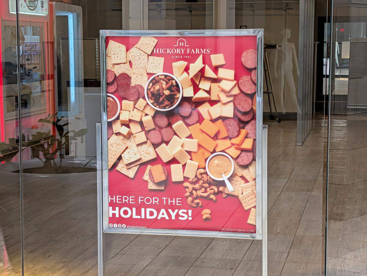 Holiday shopping returns to St. Clair Square in November.