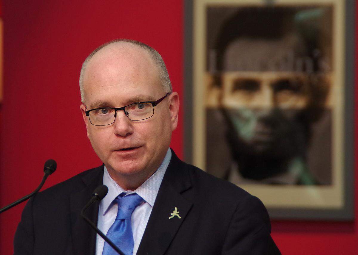 Alan Lowe, executive director of the Abraham Lincoln Presidential Library and Museum in Springfield, said having a collection of more than 1,000 artifacts auctioned off so the private foundation that purchased them can pay off the remainder of a loan would be “devastating” to the museum and its reputation. “No one in the country differentiates between us as a state agency and the private foundation,” Lowe said.