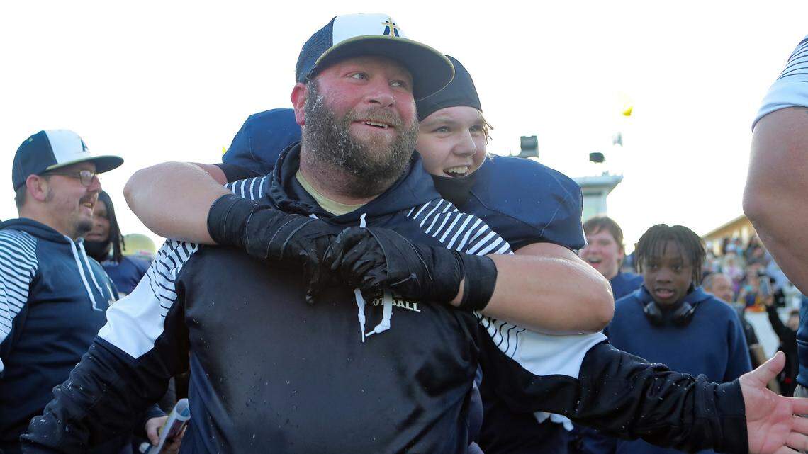 Althoff dominates Camp Point Central to return to state title game
