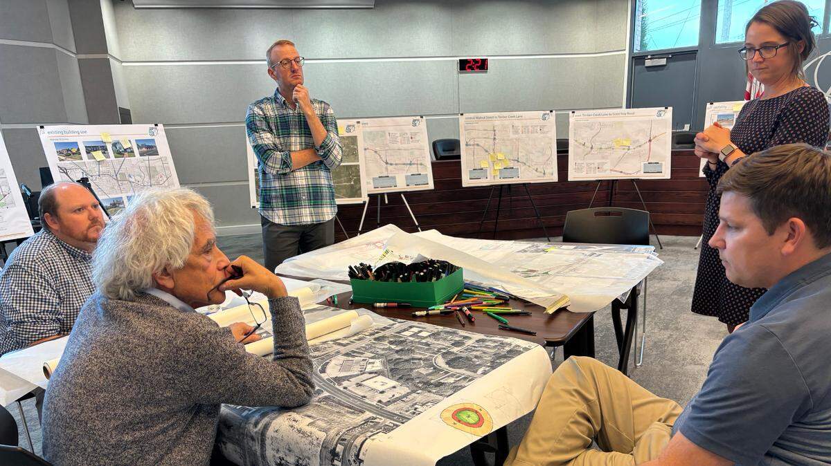 The “Highway 50 Group” – Pictured left to right: Justin Randall, Community Development Director - City of O’Fallon; Martin Shukert, Principal - RDG Planning & Design; Gabe Presley, Landscape Architect - DTLS Landscape Architecture; Jacque Knight, Senior Planner - Crawford, Murphy & Tilly; Jeff Taylor, Public Works Director – City of O’Fallon