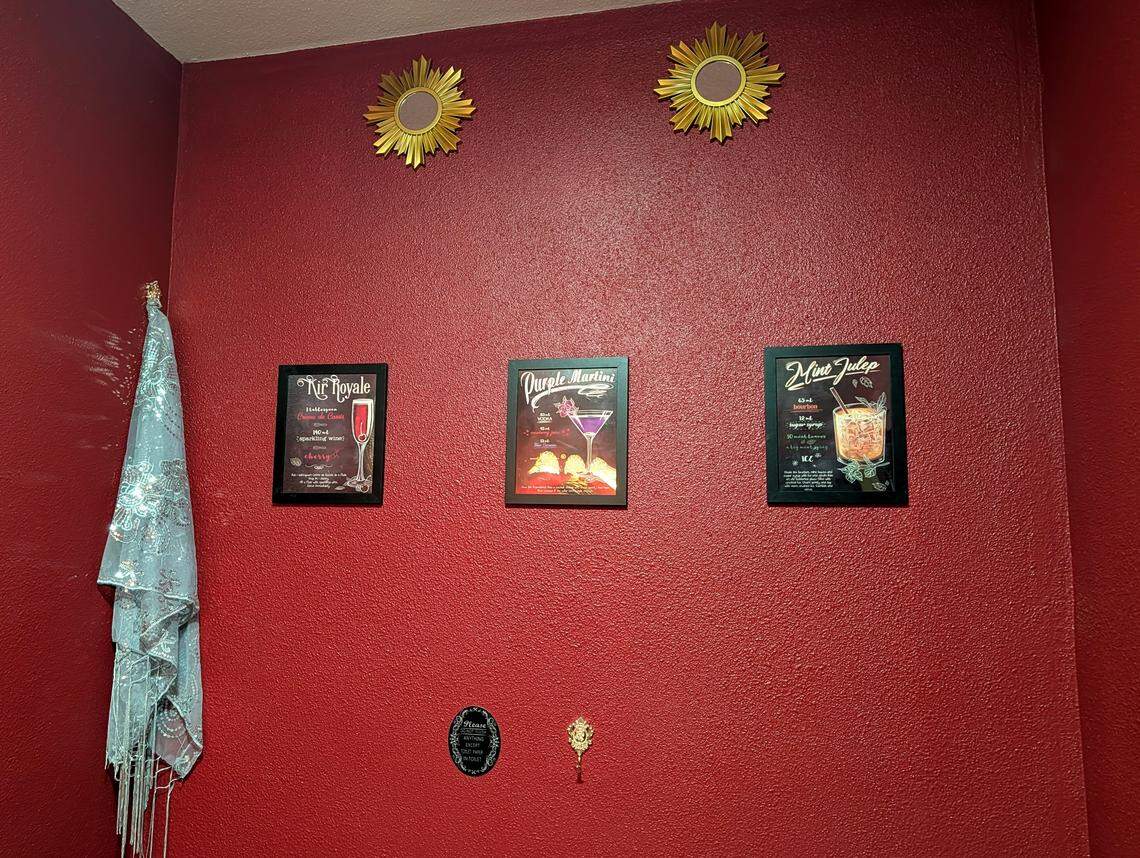 Decorative details can be found throughout Belleville Stein Haus, including in the restrooms.