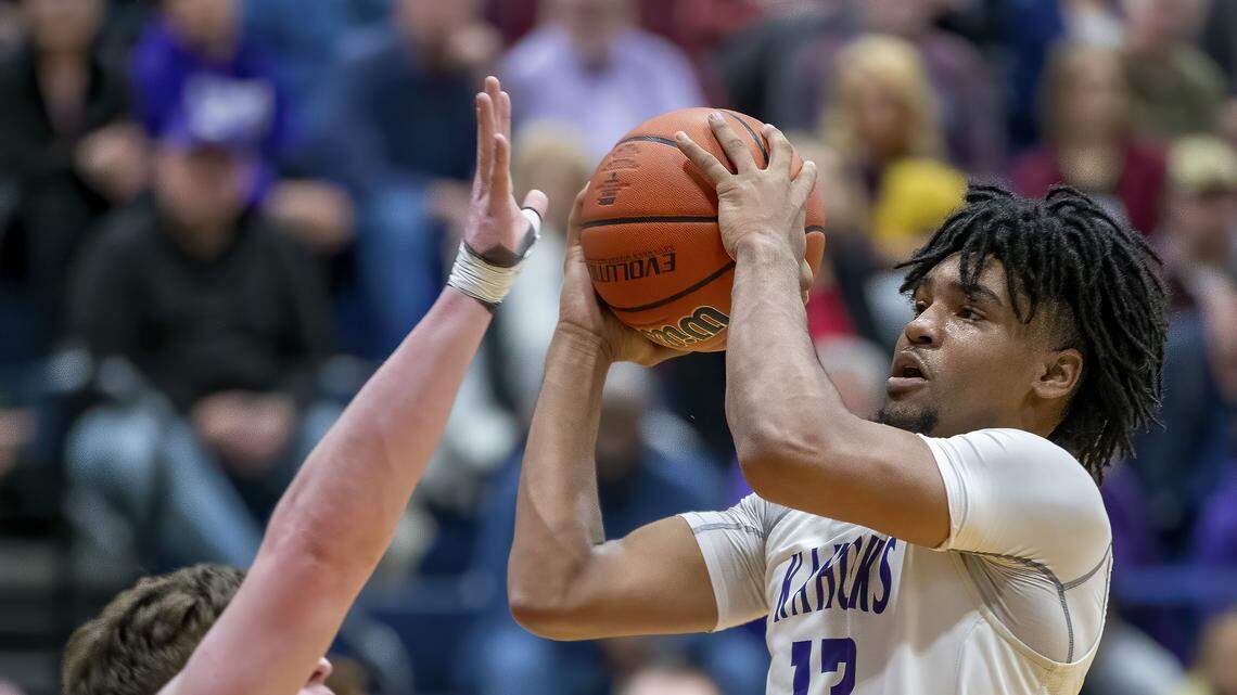 Collinsville senior earns Associated Press first team all-state basketball honors
