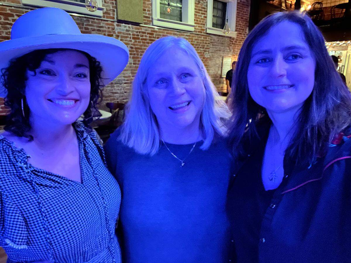 Conni Tilley (center) with artists Erin Enderlin and Kayla Ray. Enderlin has appeared on the Opry Stage 19 times and toured with Willie Nelson.