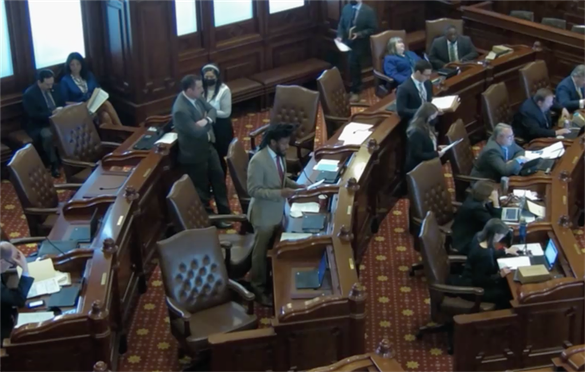 Sen. Mike Simmons, D-Chicago, introduces House Bill 4430 that will allow pharmacists to order and conduct testing and dispense pre- and post-exposure HIV medications to individuals who are at high risk for infection.